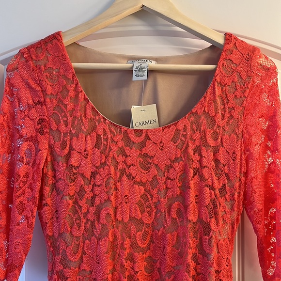 Lace Carmen Marc Valvo Dress - Picture 4 of 6